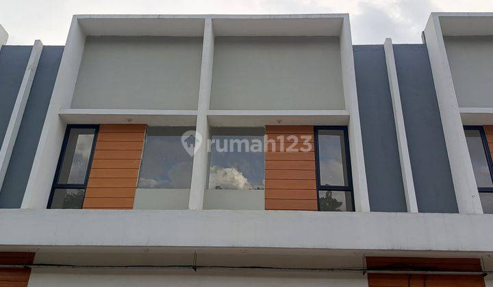 Stock Terbatas Ruko 2 Lantai Lokasi Strategis di Cileungsi Bogor Harga 600 Juta Boulevard 30m 2