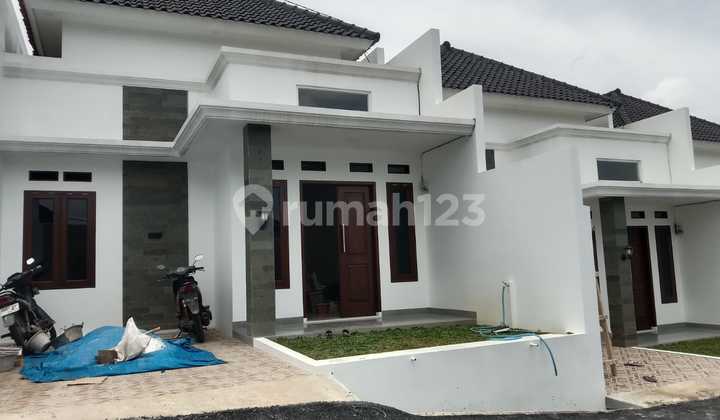 Dijual Rumah Mewah Siap Huni Lokasi Strategis 2