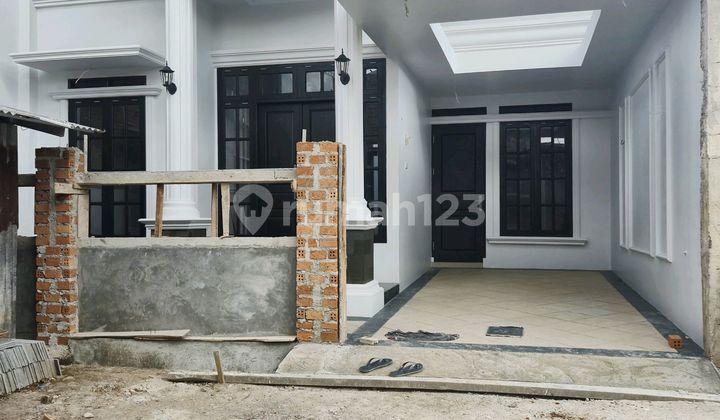 Rumah Mewah Lokasi Sangat Strategis Dekat Kemana Mana