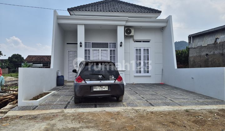 Rumah Eksklusif di Way Halimdan Bebas Banjir