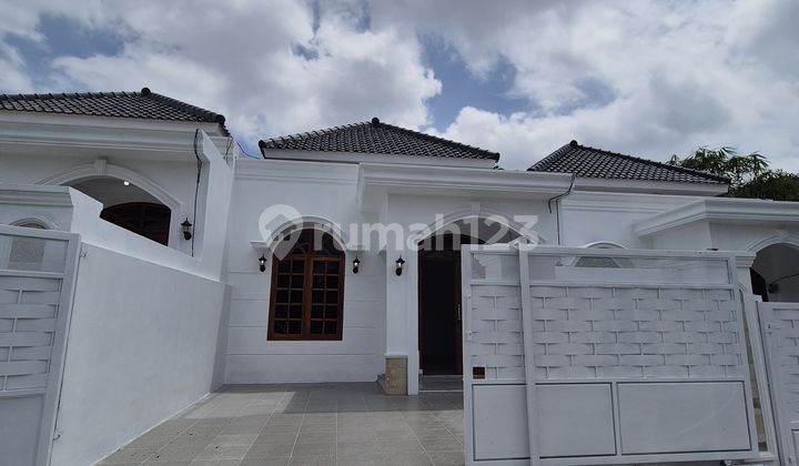 Rumah Cluster Mewah Siap Huni Harga 400 Jutaan