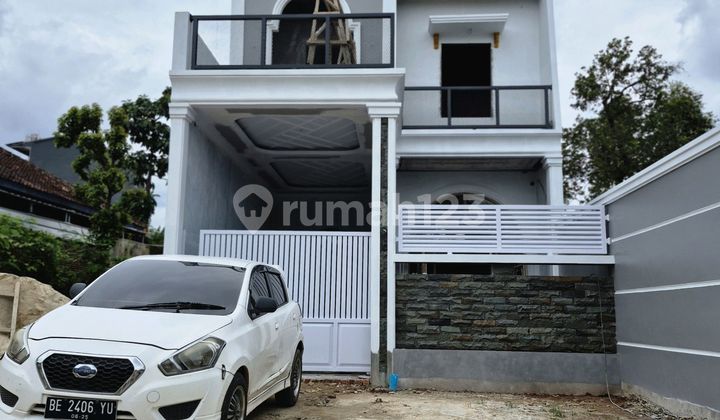Rumah Dua Lantai Siap Huni Lokasi Bebas Banjir Dan Strategis 1