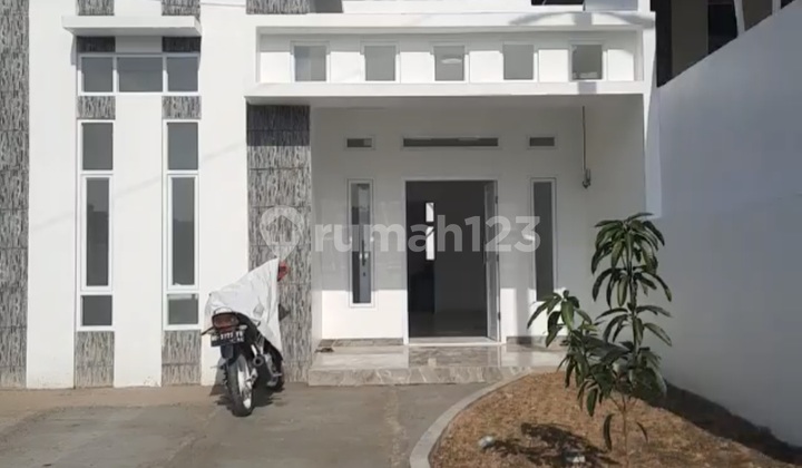 Rumah Mewah Tanah Luas Lokasi Strategis  2