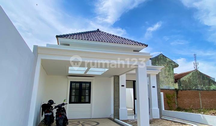 Rumah Mewah Lokasi Super Strategisdan Bebas Banjir Rumah Mewah Lokasi Super Strategisdan Bebas Banjir