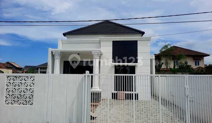 Rumah Mewah Tanah Luas Lokasi Sangat Strategis Rumah Mewah Tanah Luas Lokasi Sangat Strategis