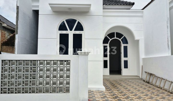 Rumah Mewah Siap Huni Lokasi Sangat Strategis 1