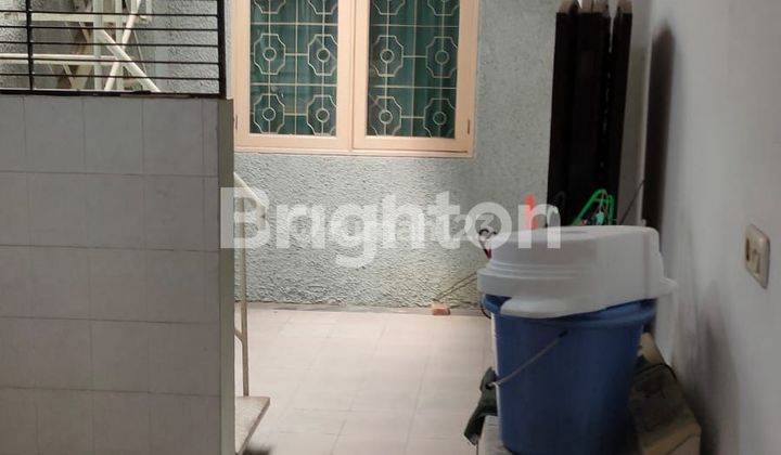 RUMAH NGINDEN INTAN SURABAYA 2