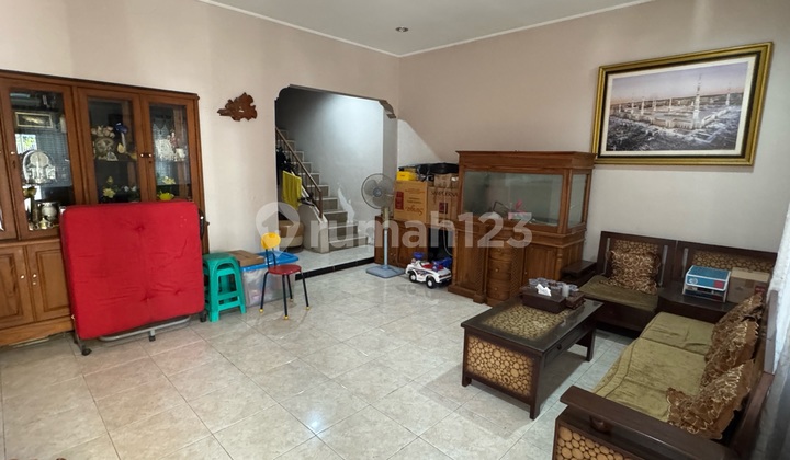 Rumah Purimas 2.5 Lantai Full Jati Siap Huni