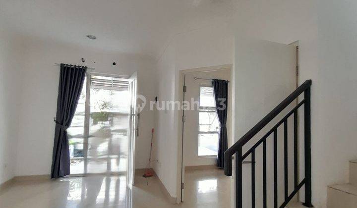 Dijual Rumah Luas 72m2, Dengan 3 Kamar Tidur, Dekat Dengan Mall Living World Grand Wisata, Bekasi 2