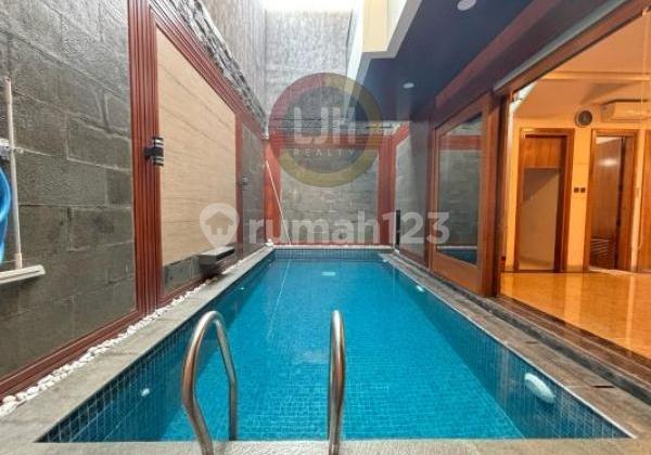 Rumah Grand Wisata Kamar 4+2, Luas 179M2, Furnished, Bekasi