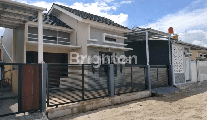 Rumah Cantik Komplek PGRI Graha Indah Balikpapan