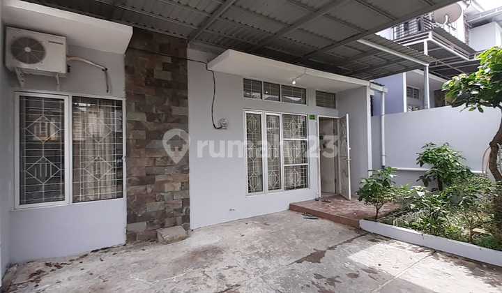 Rumah Exclusive Siap Huni 2 Lantai SHM di Balikpapan Regency 2