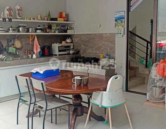 Rumah Semi Furnished di Newton Gading Serpong
