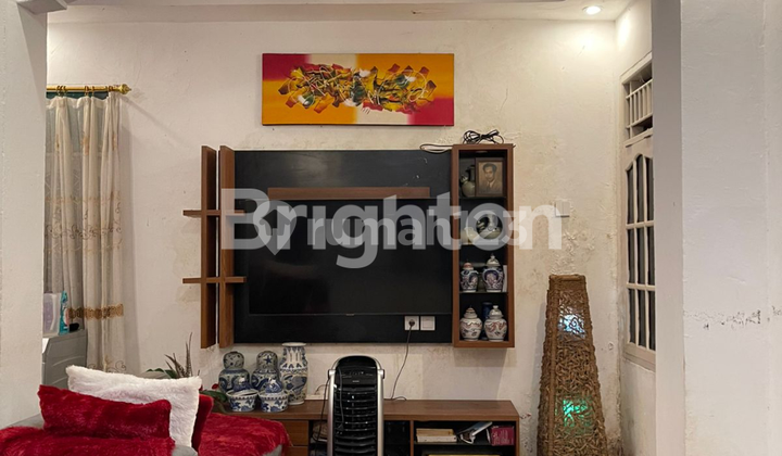 NICE 3-STORY HOUSE READY TO OCCUPY FULLY FURNISHED 2