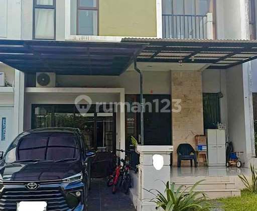 Semi-Furnished House in Newton Gading Serpong Semi-Furnished House in Newton Gading Serpong
