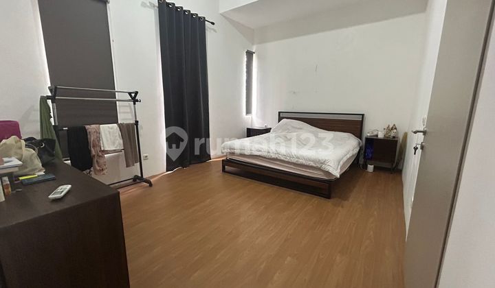 Rumah 3 Lantai Bagus Siap Huni Full Furnished di Pondok Cabe 2