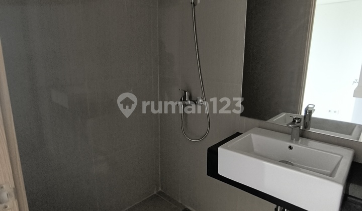 Apartemen 2 Kamar Tidur Unfurnished Bagus Nego 2