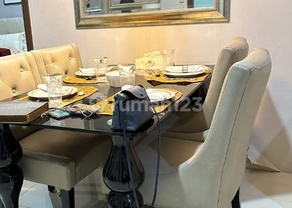 Dijual Apartemen Kemang Village 2 Kamar Tidur Furnished 2