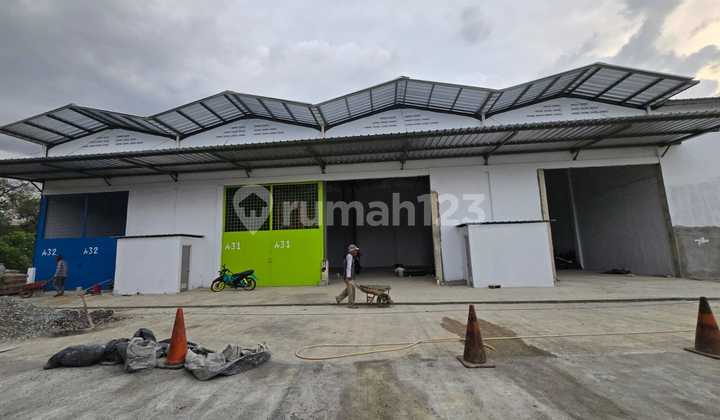 Disewakan Gudang Gandeng 4 Baru di Kawasan Industri Kamal Lama Disewakan Gudang Gandeng 4 Baru di Kawasan Industri Kamal Lama