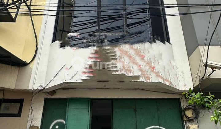 For Sale/Lease Shop House on Jalan Kunir, West Jakarta 2