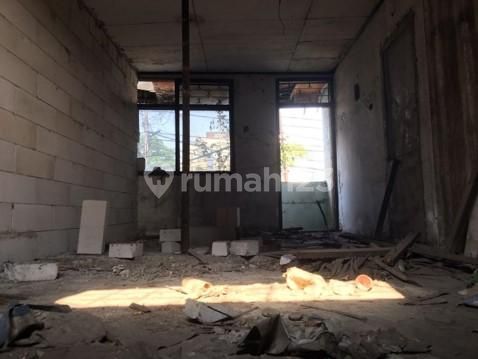 Dijual / Disewakan Ruko di Jalan Arjuna Kebun Jeruk Jakarta Barat