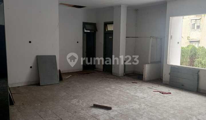 Warehouse for Rent at Jembatan 5, West Jakarta