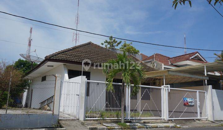 Rumah SHM Bagus Hook lokasi strategis Dekat Mall di Darmo 1