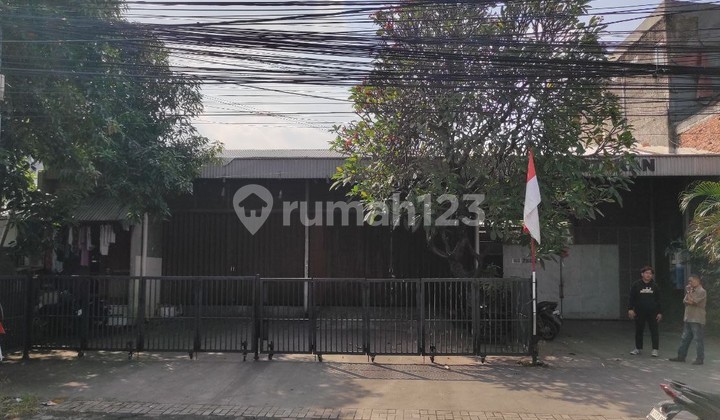 SHM Warehouse, Flood-Free, Strategic, Safe, Comfortable in Bintara Bekasi.