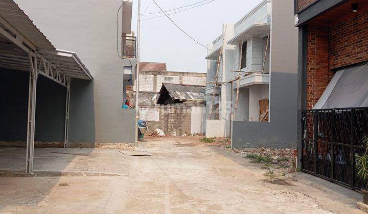 Rumah 2 Lantai, Strategis, Bebas Banjir di Lubang Buaya Cipayung Jakarta Timur. Dalam Cluster 1