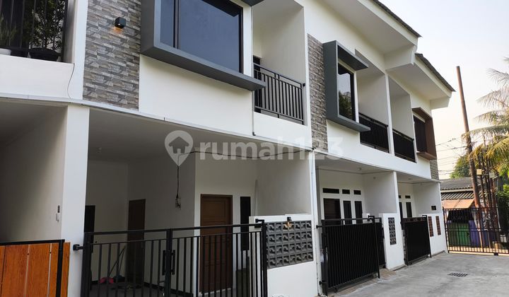 Rumah 2 Lantai Bebas Banjir Akses Mobil seberangan Pondok Kopi 2