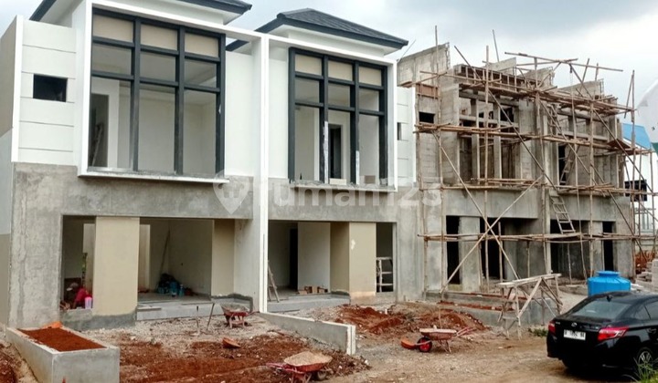 Premium ClassicStyle House Super Strategic Flood-Free Rawalumbu 2