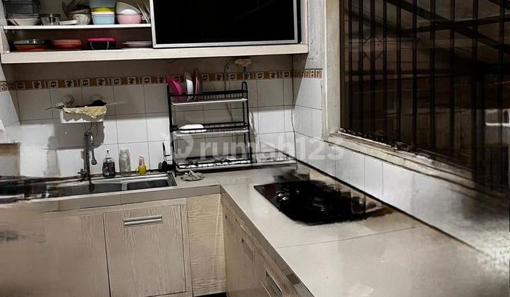 For Sale 3-Story Shophouse Ready to Use, Strategic Location in Singgasana Pradana Bandung 2