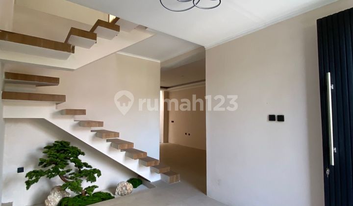 Dijual Hunian 2 Lantai Mewah Super Nyaman Lokasi Strategis di Kota Bali Padalarang, Bandung 1