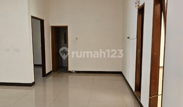 Dijual Rumah Minimalis Siap Huni Lokasi di Taman Kopo Indah 3 Bandung 2