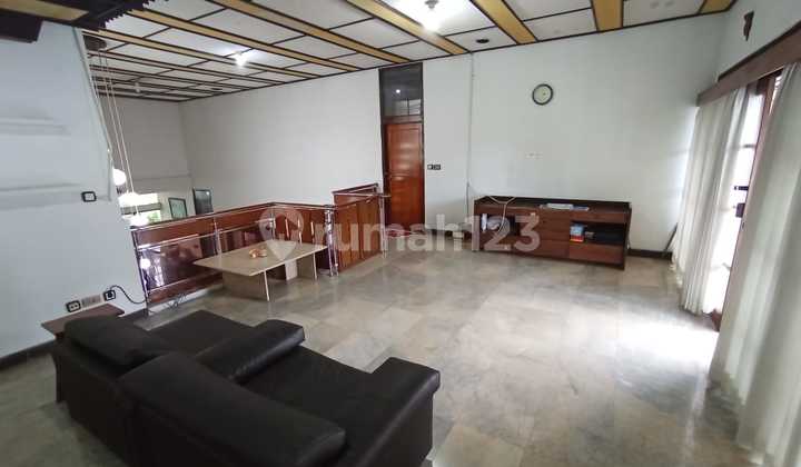 Disewakan Rumah Furnish Siap Huni Lokasi di Budisari Setiabudi Bandung