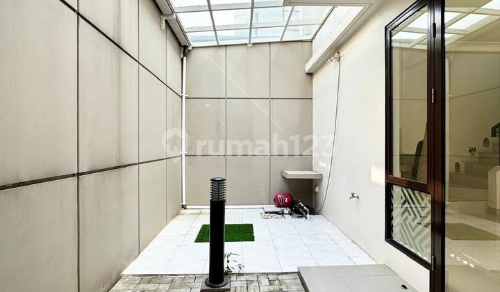 Disewakan Rumah Baru 2 Lantai Full Furnish Lokasi di Podomoro Park Cluster Amagriya Bandung 2
