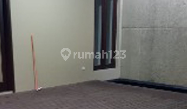 Dijual Rumah Nyaman dan Asri Siap Huni Lokasi di Kota Barun Parahyangan Bandung 2