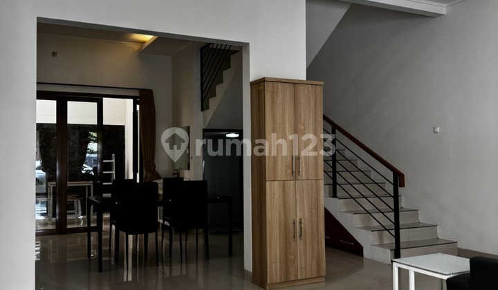 Dijual Rumah Mewah Furnish Siap Huni Modern Minimalis Lokasi di Sutami Bandung 2