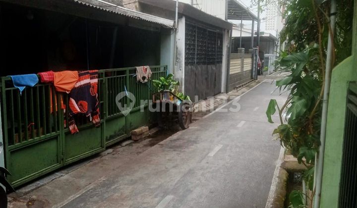 Dijual Rumah Lama Nyaman Siap Huni Lokasi Strategis di Antapani Bandung 2