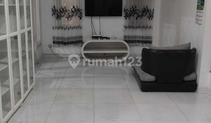 For Rent Fully Furnished House Ready to Occupancy Location in Kota Baru Parahyangan Tatar Pitaloka Bandung 1