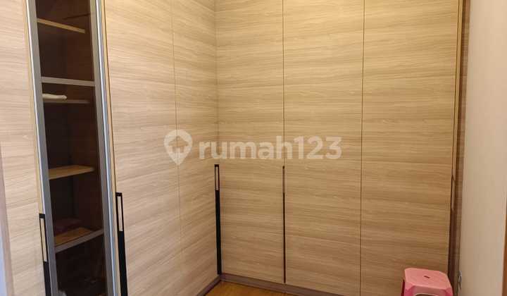 For Sale Luxurious Modern House Ready to Occupy Located in the City Center of Sayap Gatot Subroto Bandung 2