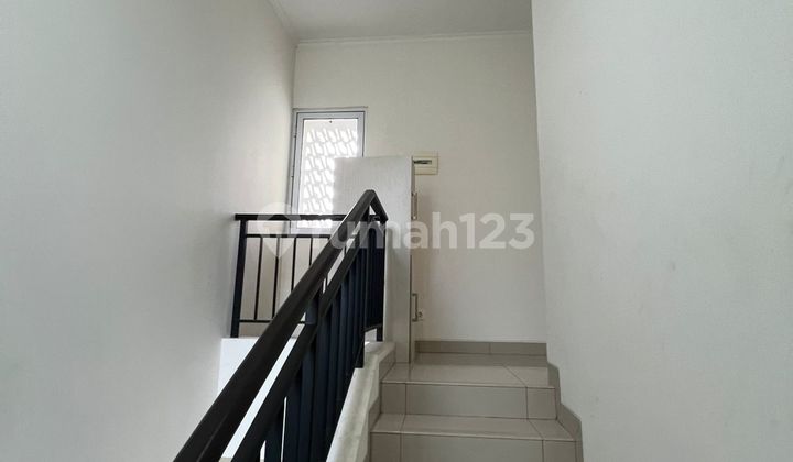 For Sale: Comfortable and Serene Home Ready to Occupy, Located in Summarecon Cluster Amanda, Bandung 2