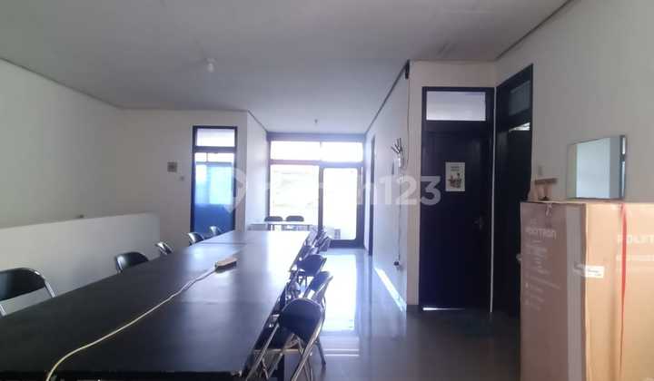 For Sale, Cheap House Ready to Occupy, Strategic Location in Cikutra Bandung