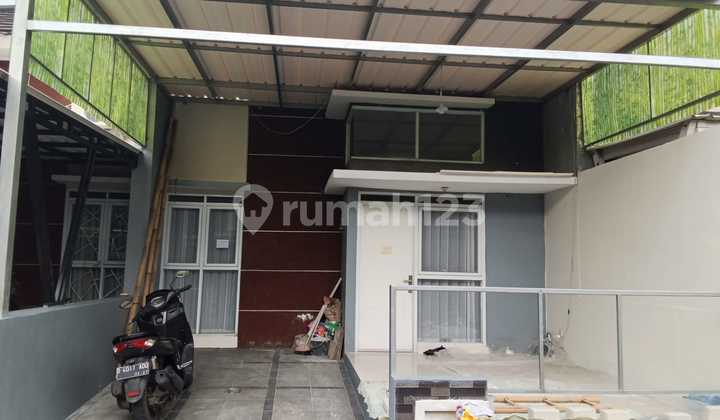 Disewakan Rumah Nyaman Siap Huni Minimalis Lokasi di De Sangkanhurip Estate Bandung
