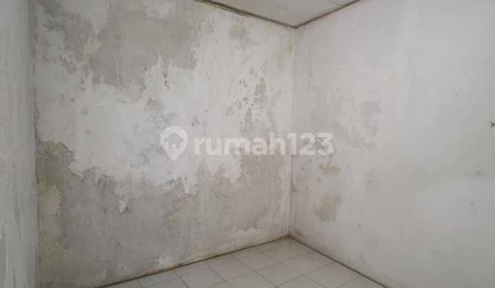 For Sale Comfortable House Ready to Occupancy Strategic Location in Taman Cibaduyut Indah 1 Bandung 2