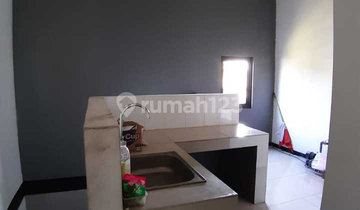 For Sale: Comfortable 2-Story Shop House in a Super Strategic Location on Mainroad BKR, Bandung 2