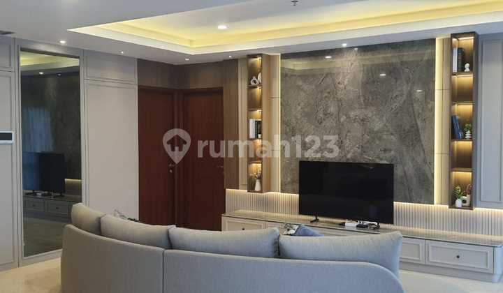 For Rent: Luxurious Fully Furnished Diamond Type Apartment at Hegarmanah Residence, 3 Bedrooms, Bandung