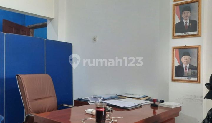 For Quick Sale: Comfortable and Well-Maintained 3-Story Shop House, Price Negotiable, Super Strategic Location in Pasteur, Bandung. For Quick Sale: Comfortable and Well-Maintained 3-Story Shop House, Price Negotiable, Super Strategic Location in Pasteur, Bandung.