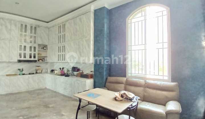 Dijual Hunian Mewah Super Nyaman 4 Lantai Harga Masih Bisa Nego Lokasi Strategis di Baleendah, Bandung 2