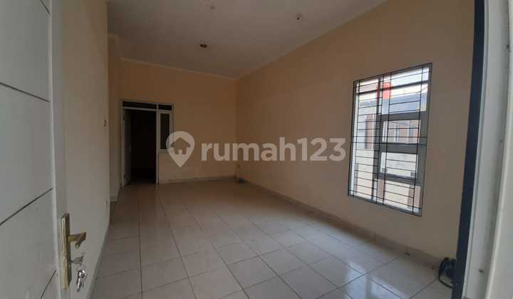 Dijual Rumah Nyaman Siap Huni Lokasi Strategis di Graha Rancamanyar Bandung 2